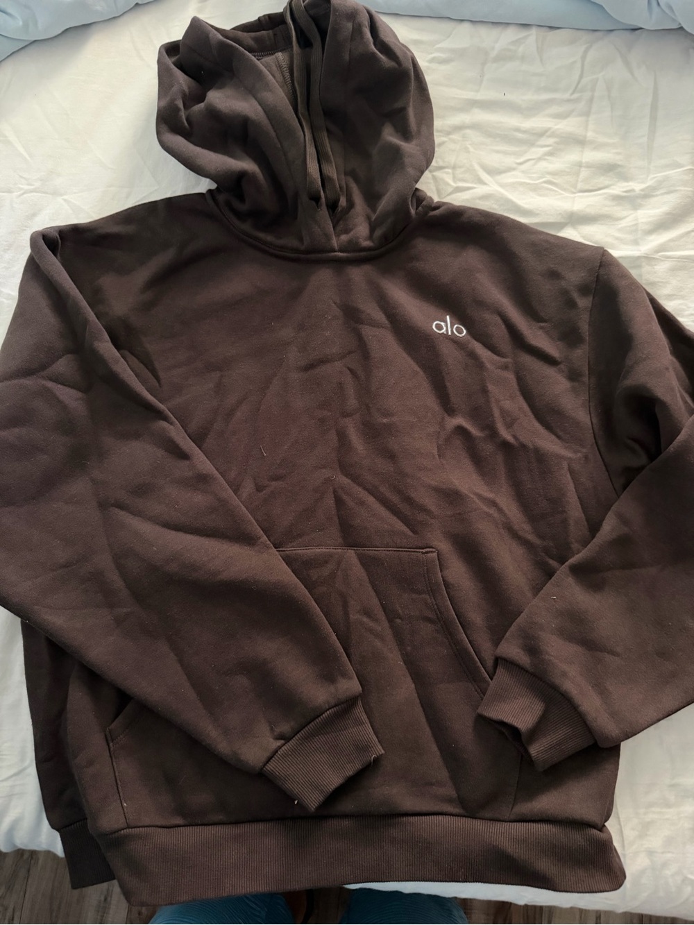ALO Yoga Men’s Dark Brown Pullover Hoodie